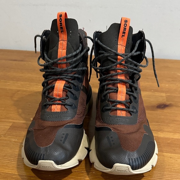 Sorel Men's Black and Brown Boots with Orange Accents waterproof